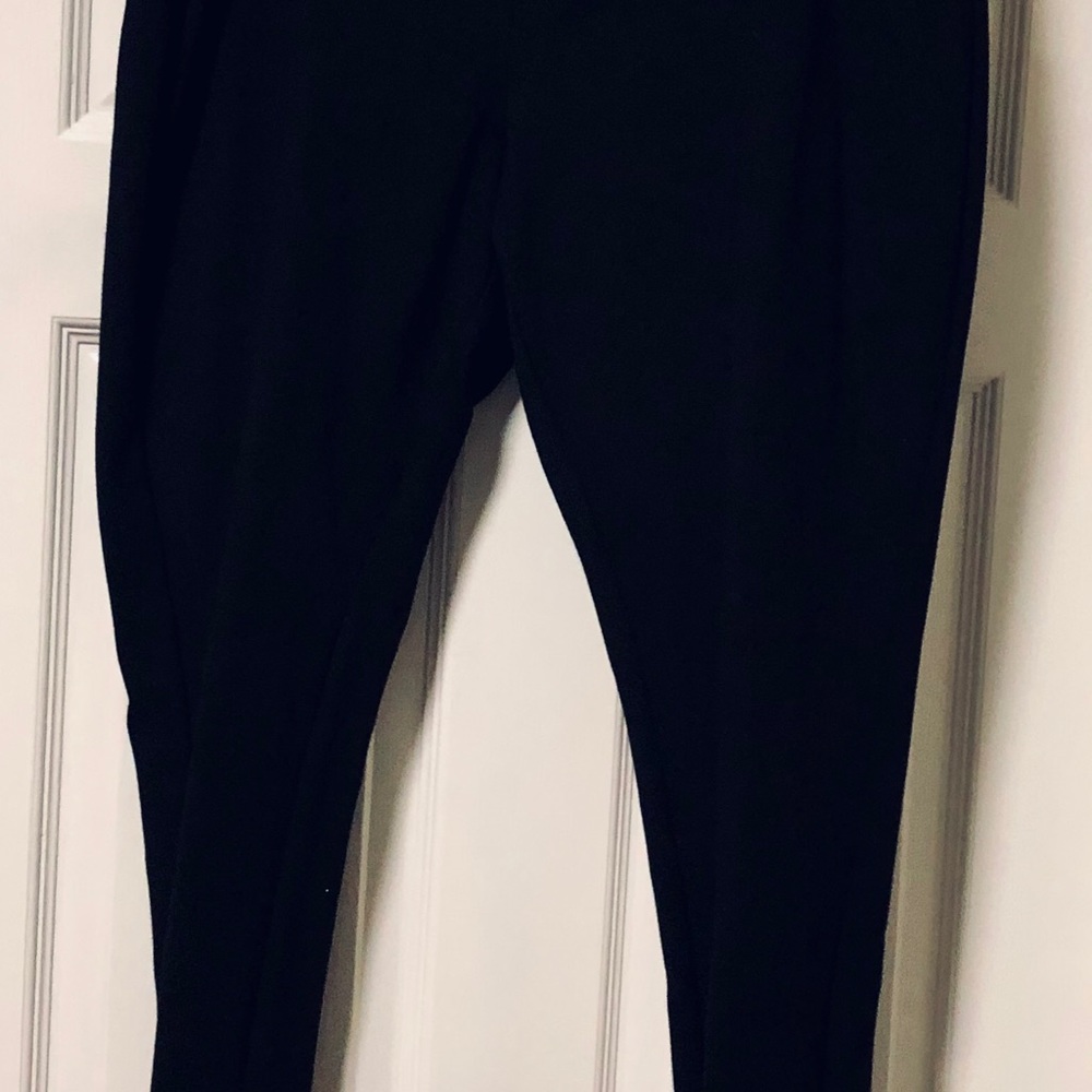 Jones Pull On Black Knit Pants